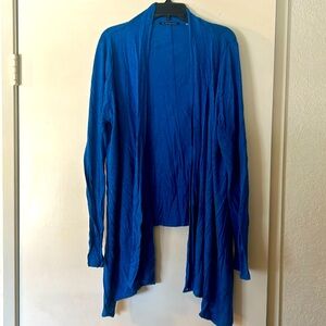 Elie Tahari Cardigan; Size small; Color Blue